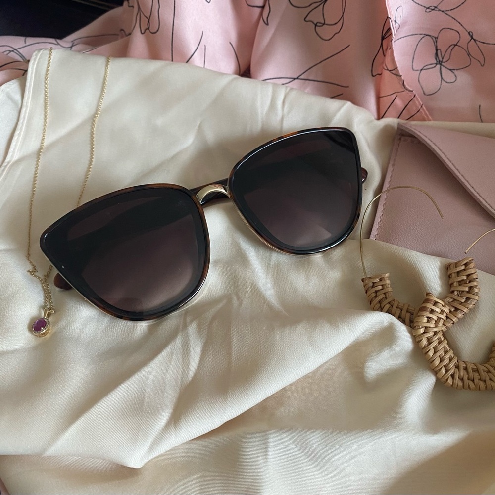 Francesca’s Cat Eye Sunglasses
